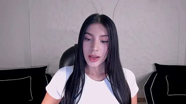 Snapshot of MaddisonTaylor1 chatting on 05/26/26, 07:32 MaddisonTaylor1 online show from 05/26/26, 07:32