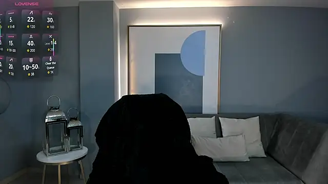 MilaColeman online show from 12/23/25, 01:03