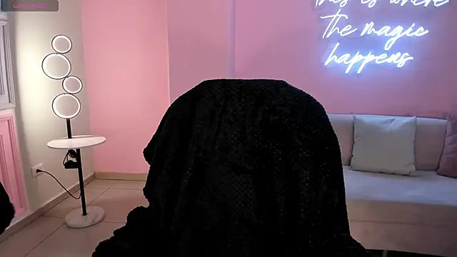 MilaColeman online show from 01/06/26, 12:58