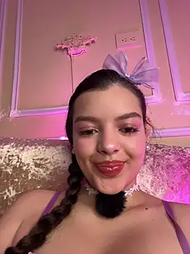 AriaHeavenss online show from 12/02/25, 12:38