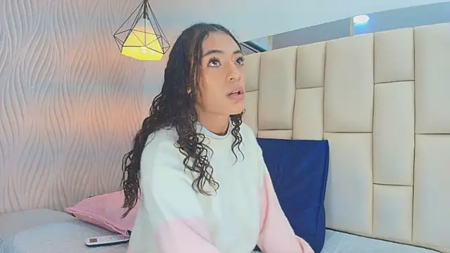 Snapshot of Vero_Temptation chatting on 12/05/25, 12:25 Vero Temptation online show from 12/05/25, 12:25