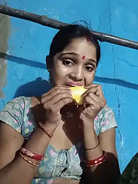 Snapshot of Harini_Gautam chatting on 06/23/26, 03:43 Harini Gautam online show from 06/23/26, 03:43