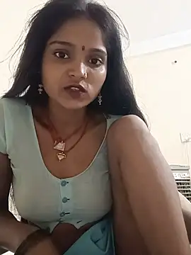 Snapshot of Harini_Gautam chatting on 07/20/26, 04:42 Harini Gautam online show from 07/20/26, 04:42