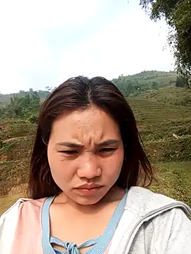 EllyBaby20 online show from 04/23/26, 01:40