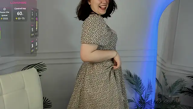 LisaLune online show from 09/11/25, 06:46