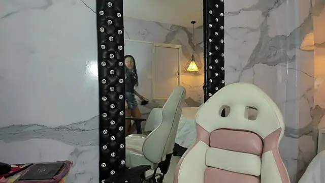 anna2809 online show from 10/18/25, 12:28