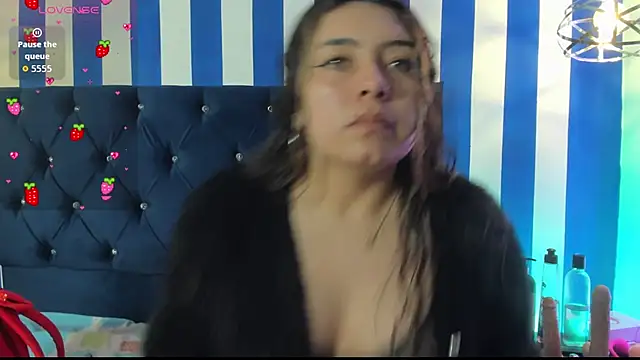 valeria rouse28 online show from 09/17/25, 04:19