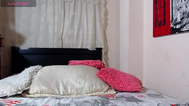 MaloryGolosa online show from 10/17/25, 03:53