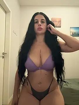 baddieworld1 online show from 04/28/26, 11:04