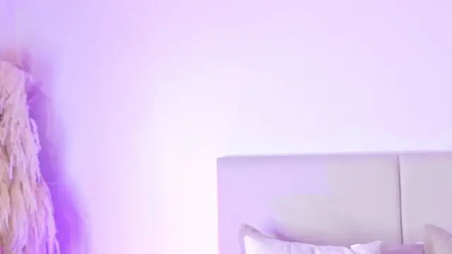 Bella-taylorr online show from 09/18/25, 01:46