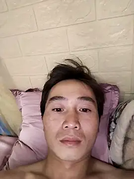 Snapshot of Boytasexy chatting on 10/01/25, 03:23 Boytasexy online show from 10/01/25, 03:23