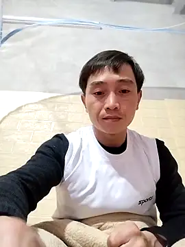 Snapshot of Boytasexy chatting on 11/20/25, 04:40 Boytasexy online show from 11/20/25, 04:40