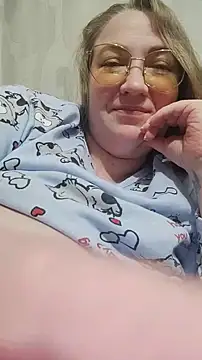 Snapshot of Kiss_Eva chatting on 01/20/25, 10:26 Kiss Eva online show from 01/20/25, 10:26