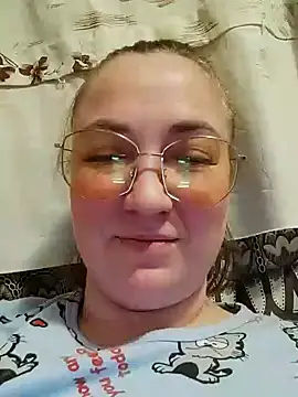 Snapshot of Kiss_Eva chatting on 02/07/25, 07:49 Kiss Eva online show from 02/07/25, 07:49