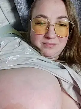 Snapshot of Kiss_Eva chatting on 02/21/25, 10:15 Kiss Eva online show from 02/21/25, 10:15