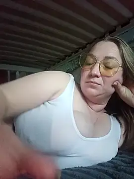 Kiss Eva online show from 03/23/26, 03:16