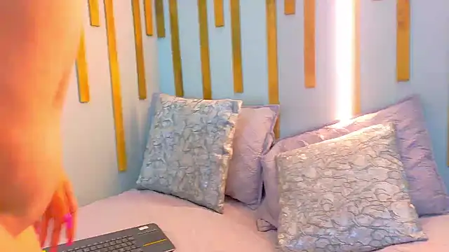 Angel saez online show from 10/05/25, 11:08