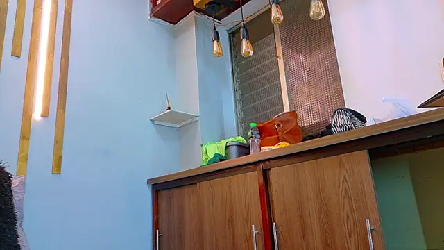 Angel saez online show from 12/19/25, 10:55