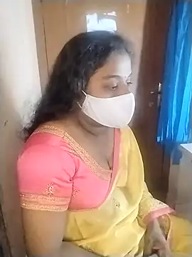 Megha 21 online show from 10/13/25, 05:13