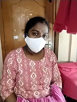 Megha 21 online show from 11/18/25, 07:02