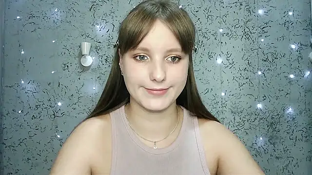 Leonaalove online show from 10/30/25, 08:16