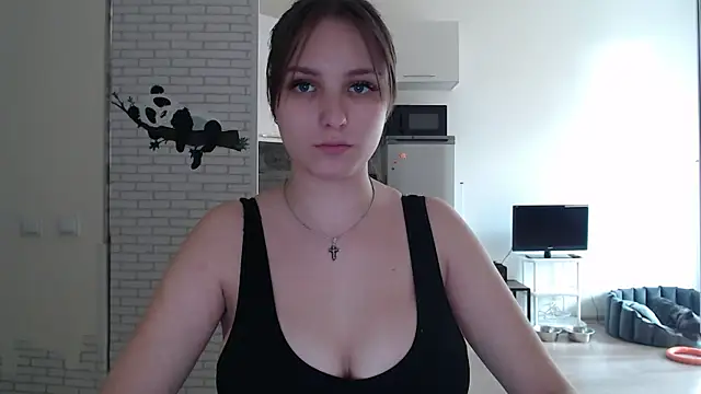 Leonaalove online show from 04/04/26, 01:08