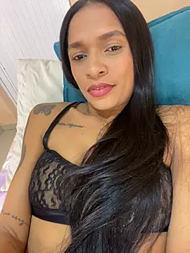 Luna025 online show from 09/28/25, 05:24