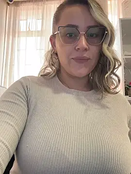 CurvyLust x online show from 12/16/25, 01:38