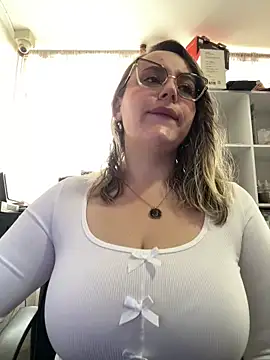 CurvyLust x online show from 03/25/26, 01:50