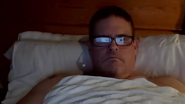 Snapshot of One_Man_For_You chatting on 11/10/25, 11:15 One Man For You online show from 11/10/25, 11:15