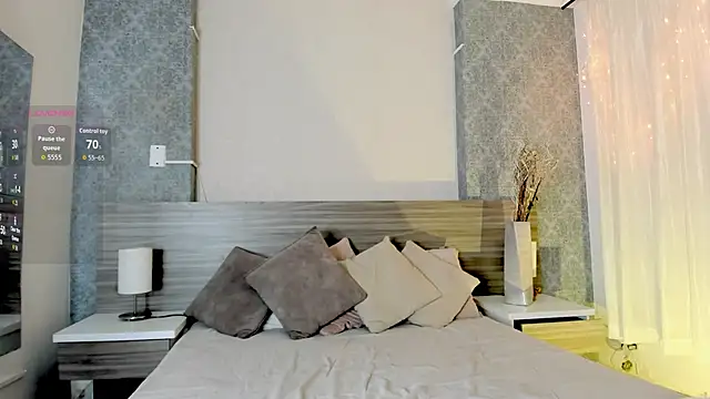 MiilaBlake online show from 09/24/25, 07:39