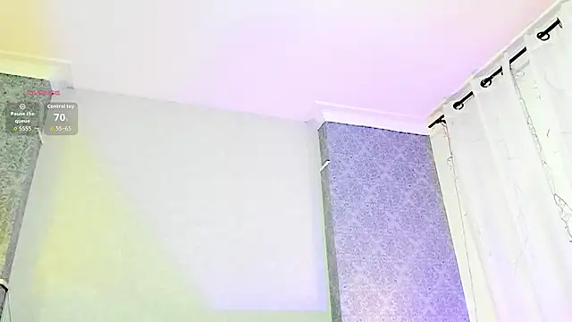 MiilaBlake online show from 11/30/25, 08:02