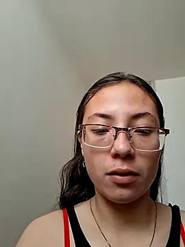 Valeria Saenz 25 online show from 09/09/25, 04:28