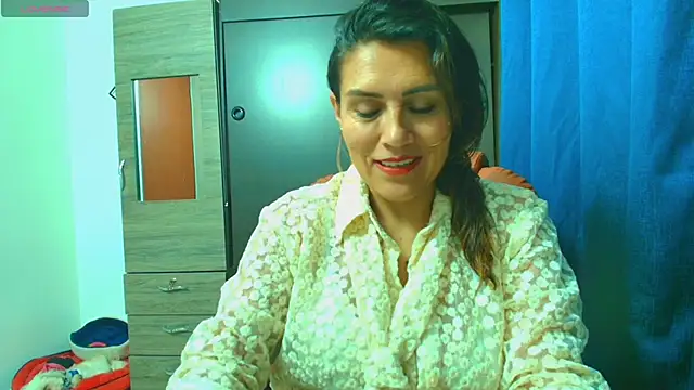 Snapshot of Marysexy73 chatting on 09/11/25, 10:15 Marysexy73 online show from 09/11/25, 10:15