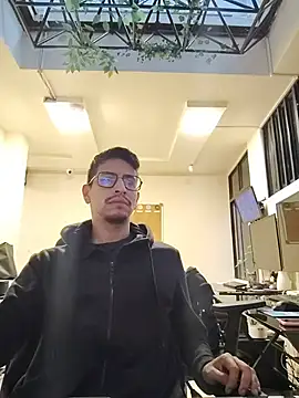 Snapshot of Juann-cock chatting on 05/17/26, 10:28 Juann-cock online show from 05/17/26, 10:28