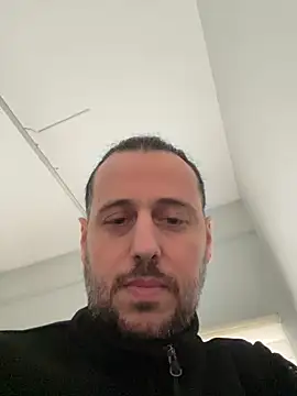 Snapshot of paleron34 chatting on 03/04/26, 01:50 paleron34 online show from 03/04/26, 01:50
