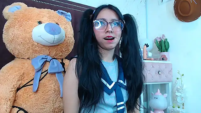 VioletxBloom online show from 10/09/25, 06:11