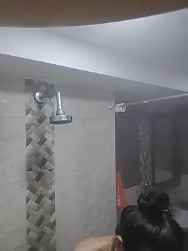 VioletxBloom online show from 11/29/25, 07:28