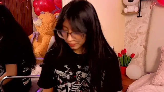 VioletxBloom online show from 02/11/26, 07:41