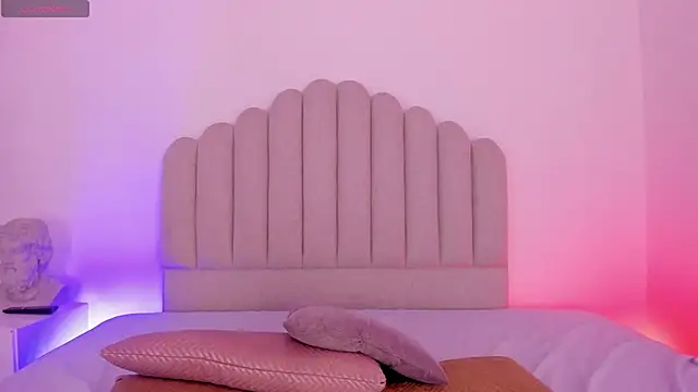 AmbarEvans  online show from 01/13/26, 12:32