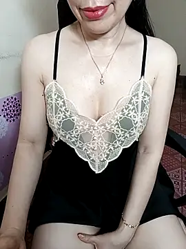 Moona heny online show from 04/16/26, 12:17