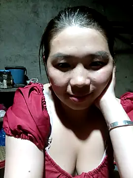 quynhkoolbae online show from 11/01/25, 12:51