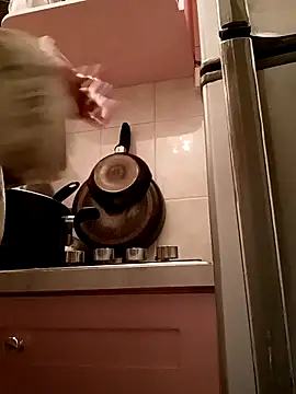 Snapshot of MoonBlueSex chatting on 10/11/25, 04:22 MoonBlueSex online show from 10/11/25, 04:22