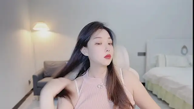 Maymay  online show from 10/14/25, 11:05