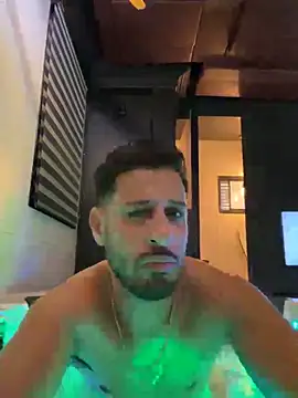 Snapshot of husbandandwifetobe chatting on 02/27/26, 04:23 husbandandwifetobe online show from 02/27/26, 04:23