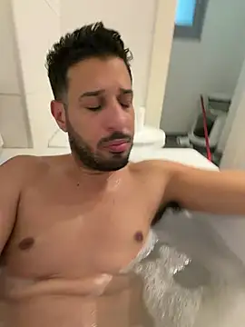 Snapshot of husbandandwifetobe chatting on 03/04/26, 05:46 husbandandwifetobe online show from 03/04/26, 05:46