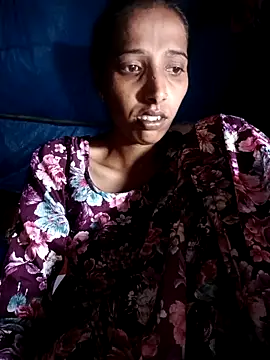 Pinki thakur 1 online show from 09/17/25, 06:42