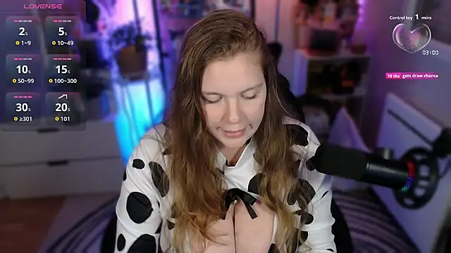 Snapshot of sunymilky chatting on 10/29/25, 02:19 sunymilky online show from 10/29/25, 02:19