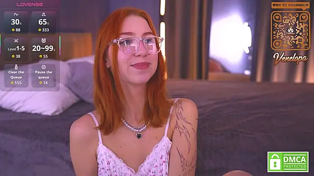 Venelopa online show from 12/15/25, 02:32