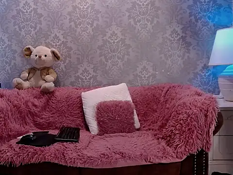 Ella Raven online show from 04/03/26, 05:16